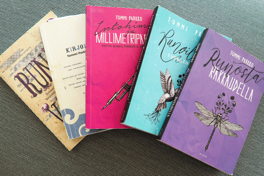 tietokirjat-2 tietokirjat-2